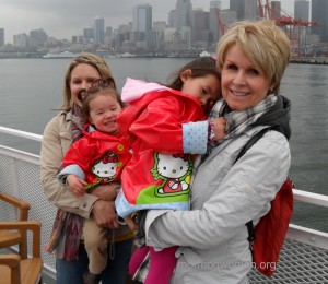 Mormon-woman-and-daughter-granddaughters Mormon women find joy even in trials