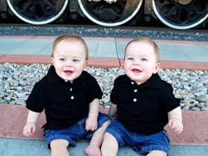 mormon-mom-miracle-babies prayers and faith save a Mormon family's twin